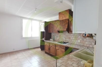 Appartement à BEAUCAIRE (30300)