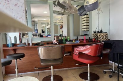 Salon de coiffure à ORLEANS (45100) - 3011434260