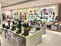 Chaussures et accessoires à NICE (06000) - 3011436745