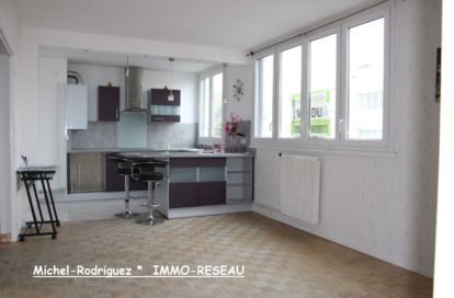 Appartement à SAINT-JEAN-LE-BLANC (45650) - 3011429675