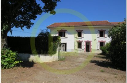 Maison à LA COTE SAINT ANDRE (38260) - 3011436976