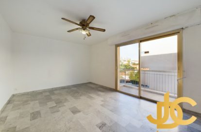 Studio à ANTIBES (06160) - 3011437970